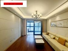 (湖景房,后排)(婚装60,保养新)(送家具家电车位!)