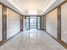 新出恒大御景 全新精装修未住 急卖 随时看房