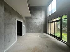 洋房价格买九曲河轻轨别墅带大花园中庭景观