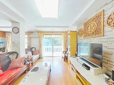 东郊宾馆旁 联排精装别墅 花园100平