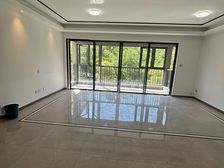 花语墅127平3房带生活阳台房开精装带地暖 李端棻总书包房