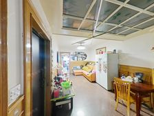 真如·水塘小区·南北两房一厅,电梯房,95年房龄