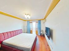 新出电梯双南两房 ,能看黄浦江,看房随时可以,诚意出售好谈