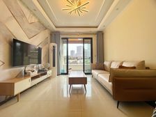 新装修降价出售 保利花半里二期(百合园) 二房