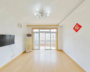 内环边品质小区,不靠路,绿化好,自带篮球场网球场