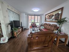 久润西区 复试 大三居室 双卫 南北通透 半落地窗