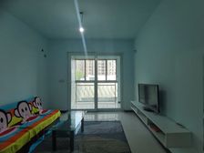 大渡口区双轻轨旁 绿地城一期 二房