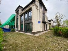 亏本70万 礼嘉江湾 看江联排端户 花园150平 单层130