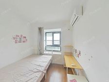 前排位置,中层,带车位,全南三房,看房有密码,随时方便