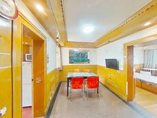 新出香楠小区 附送车位 双南两房好改中间楼层 精装修 满五