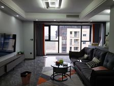 把酒临江感慨多,西南天地正横戈