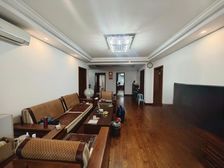 高楼层采光 近地1铁 产权清晰 电梯好房 南北通透 近医院