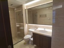 看江景双套房 精装4房 还没有入住过 阳光城天澜道11号