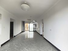 嘉和城依云堡4房2厅75万