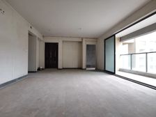 南岸区 龙湖康田麓宸四期 四房 154万