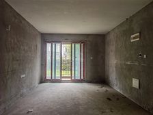茶园奥园万国城,带花园地下室,130几万