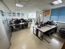 金外滩商务大厦(中山路)楼中楼贱卖!252平只卖150万,