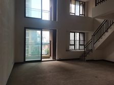 双地铁 跃层 融景城臻苑 四房 245万