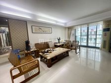 蔚蓝假日证140平 实用280平 165万 复式带露台