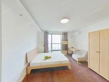 飞机户型大三房!价可谈!视野采光都非常好!房东诚意出售!!