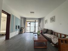 绿地臻城 3房 990000.0 南北通透,业主急售