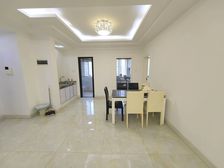 秀山信达城3房南精装真实好房