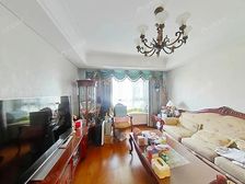 安静位置东边套,二期103号中区新出三房,有车位,人车分流