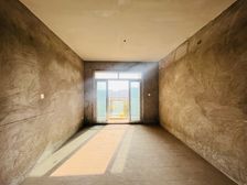 巴国城 云飞九龙香山三房53万