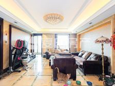 南北通透银河湾4室2厅精装修