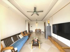 大竹林轻轨站旁,金科品质高层,居家安静