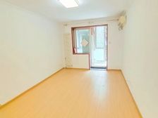 农光里一居室出售,紧邻地铁10号线劲松站