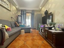 照母山5号线带书包。 康桥融府看中庭 126万 房源保真