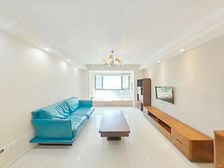 三房朝南,主卧带阳台,精装修,不靠路,税少,诚意出售,随时看