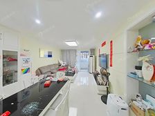 新出南北通透精装修两房诚售,位置好楼层好,买这小区停车不用愁