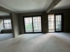 雅戈尔江上4室2厅2卫南朝向285.0万元/套出售