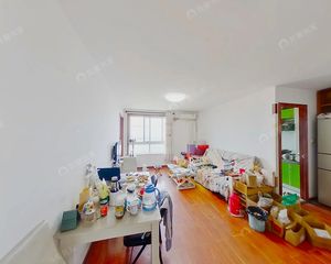 区域主推:清河福美苑南北通透全明格局,高楼层2012年电梯房