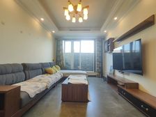 南岸区 鸿笙苑A区 三房 95万