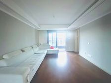 雅戈尔江上4室2厅2卫南北朝向335.0万元/套出售