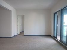 南岸区 金隅新都会天穹 四房 158万