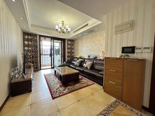 小区景观位置,南北通透户型,豪华装修全送,带产权车位!