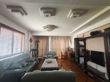 雅戈尔东湖花园二期3室2厅2卫南朝向316.0万元/套出售