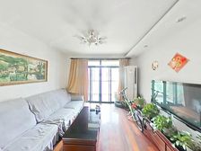 平层三房,中间楼层,建平未用,位置安静,看房方便