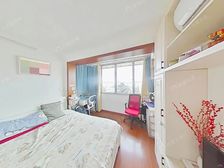 前面花园空地自住精装一房一厅静安一路之隔