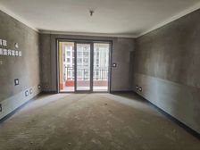 高铁站旁边|建业龙城南区|通透三室毛坯房|不临路好楼层