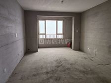 满两年 毛坯 3室 南北通透 133平 房东急置换 诚心出售