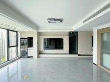 (全 新 精 装修) (价格 可谈 送 车 位)