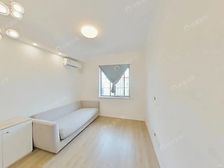 临沂新村,六号线,周边配套齐全3房2卫1厅
