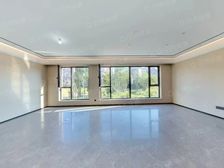 保利东港天汇 地铁站凯丹旁 位置好 户型大气光线足装修精致