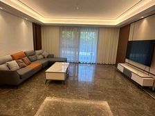 上湖城章三期4室2厅3卫南朝向680.0万元/套出售