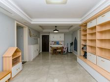 运河天地精装三居 南向高层满五房源 总价175万